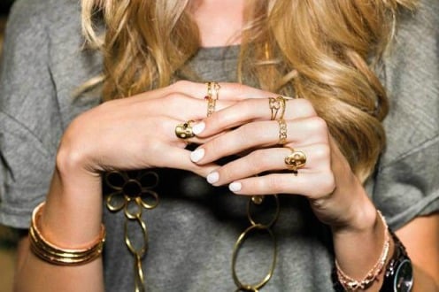 Mẹo phong thủy: Chọn trang sức theo đúng cách này sẽ may mắn đủ đường