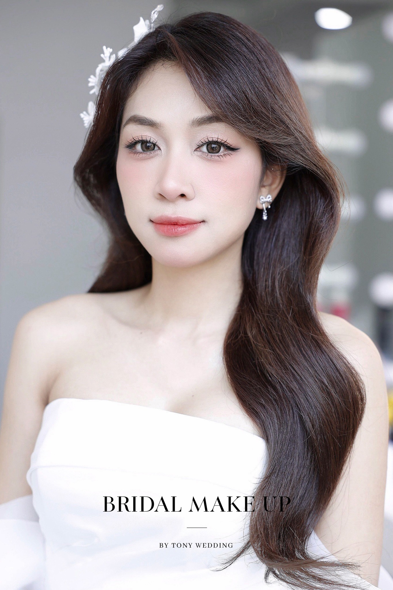 kieu-toc-cho-co-dau-mat-trai-xoan